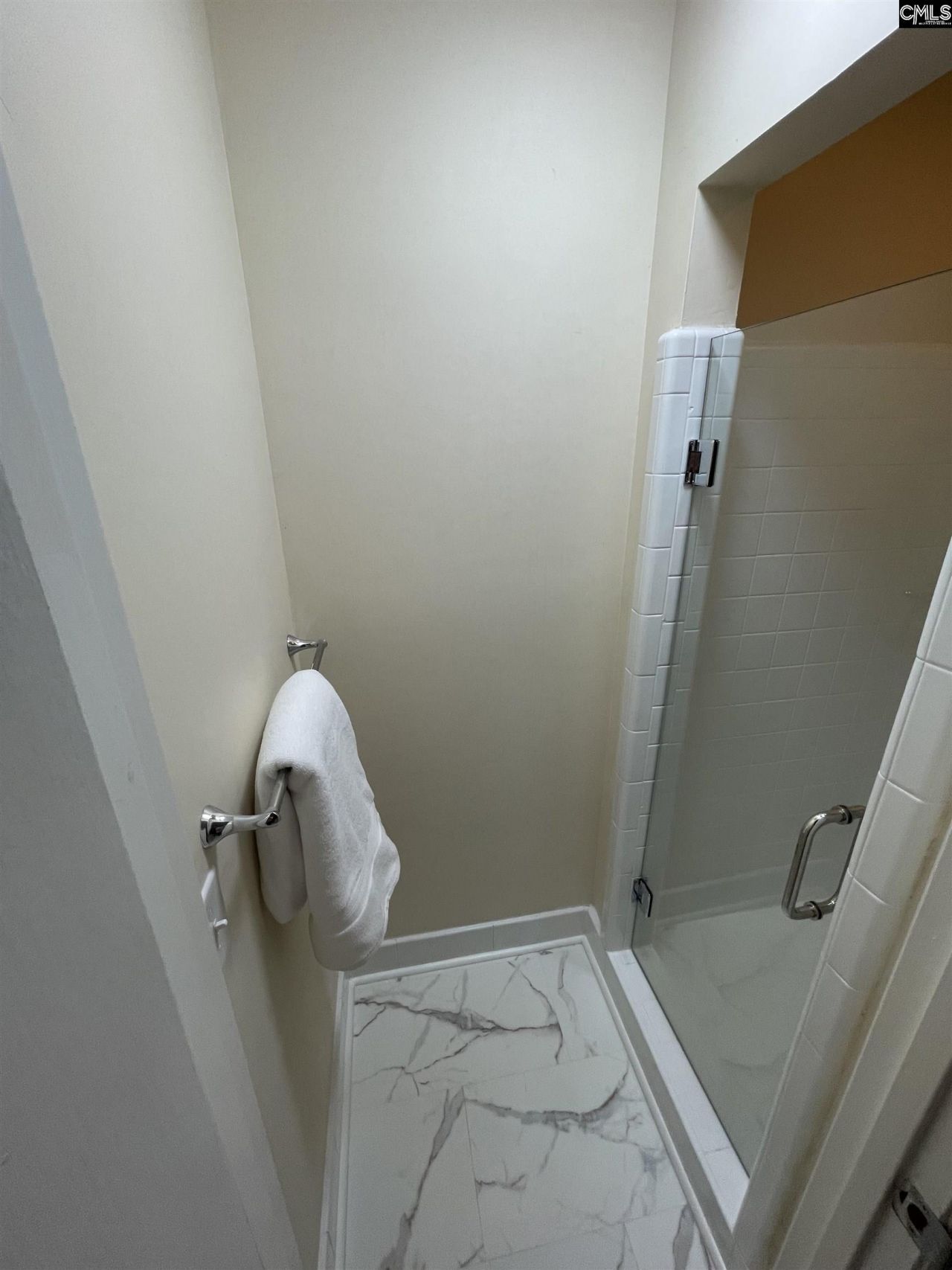 2204 Bee Ridge Road  Photo 27