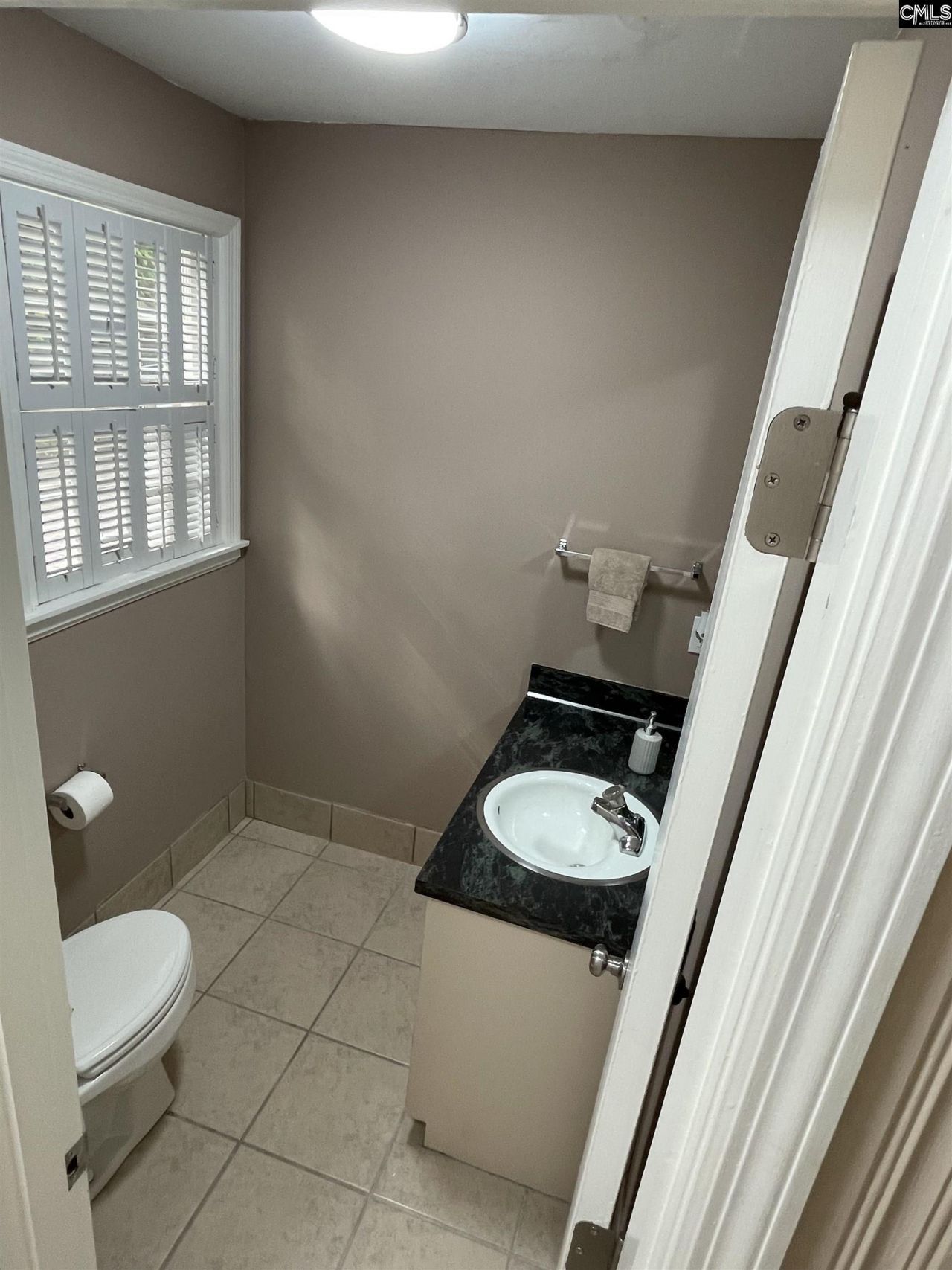 2204 Bee Ridge Road  Photo 33