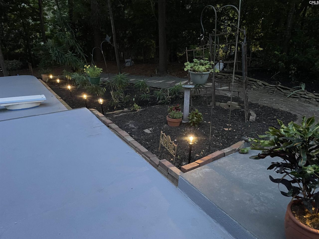 2204 Bee Ridge Road  Photo 43