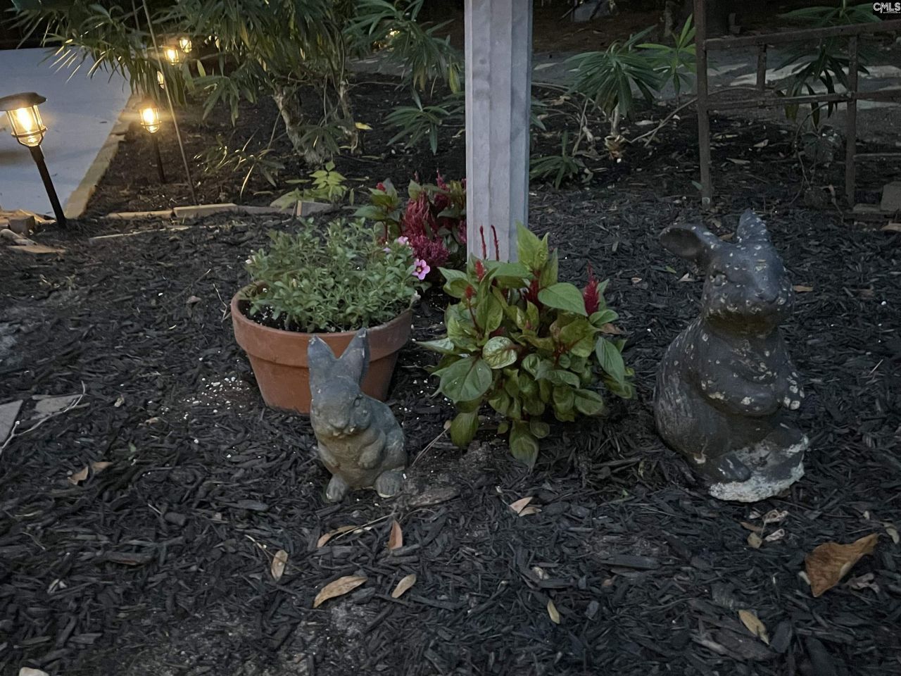 2204 Bee Ridge Road  Photo 47