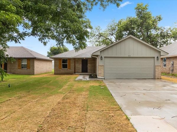 410 Grove Street, Perry, OK 73077