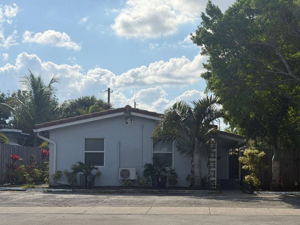 1516 N Dixie Highway, Unit 1-2, Fort Lauderdale, FL 33304