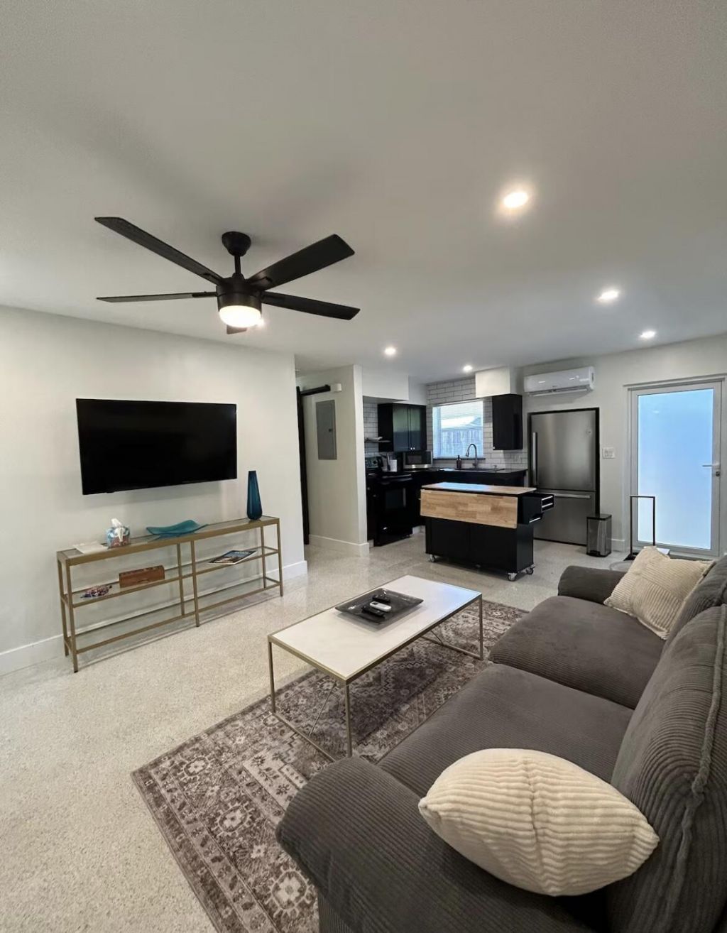 1516 N Dixie Highway, Unit 1-2, Fort Lauderdale, FL 33304 Photo