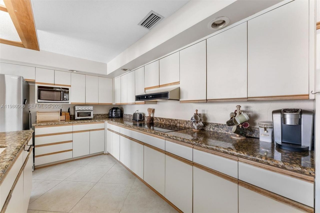 11101 NW 26th Dr, Coral Springs, FL 33065 Photo