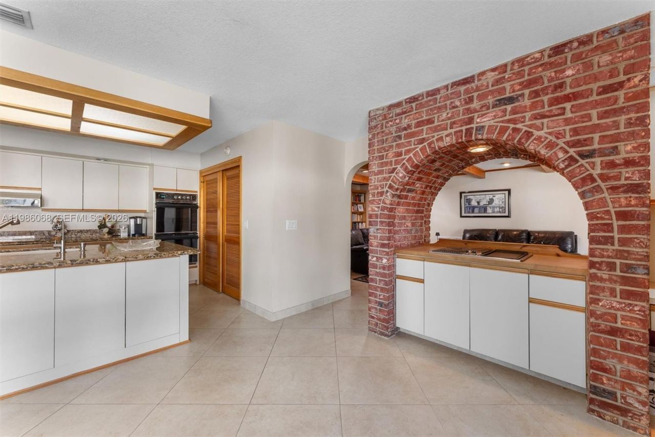 11101 NW 26th Dr, Coral Springs, FL 33065 Photo