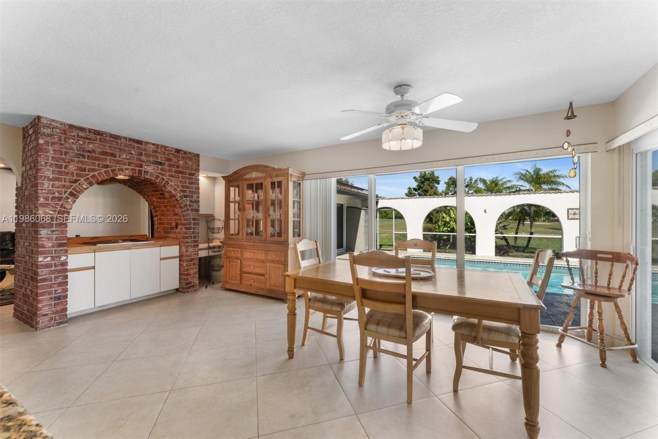 11101 NW 26th Dr, Coral Springs, FL 33065 Photo