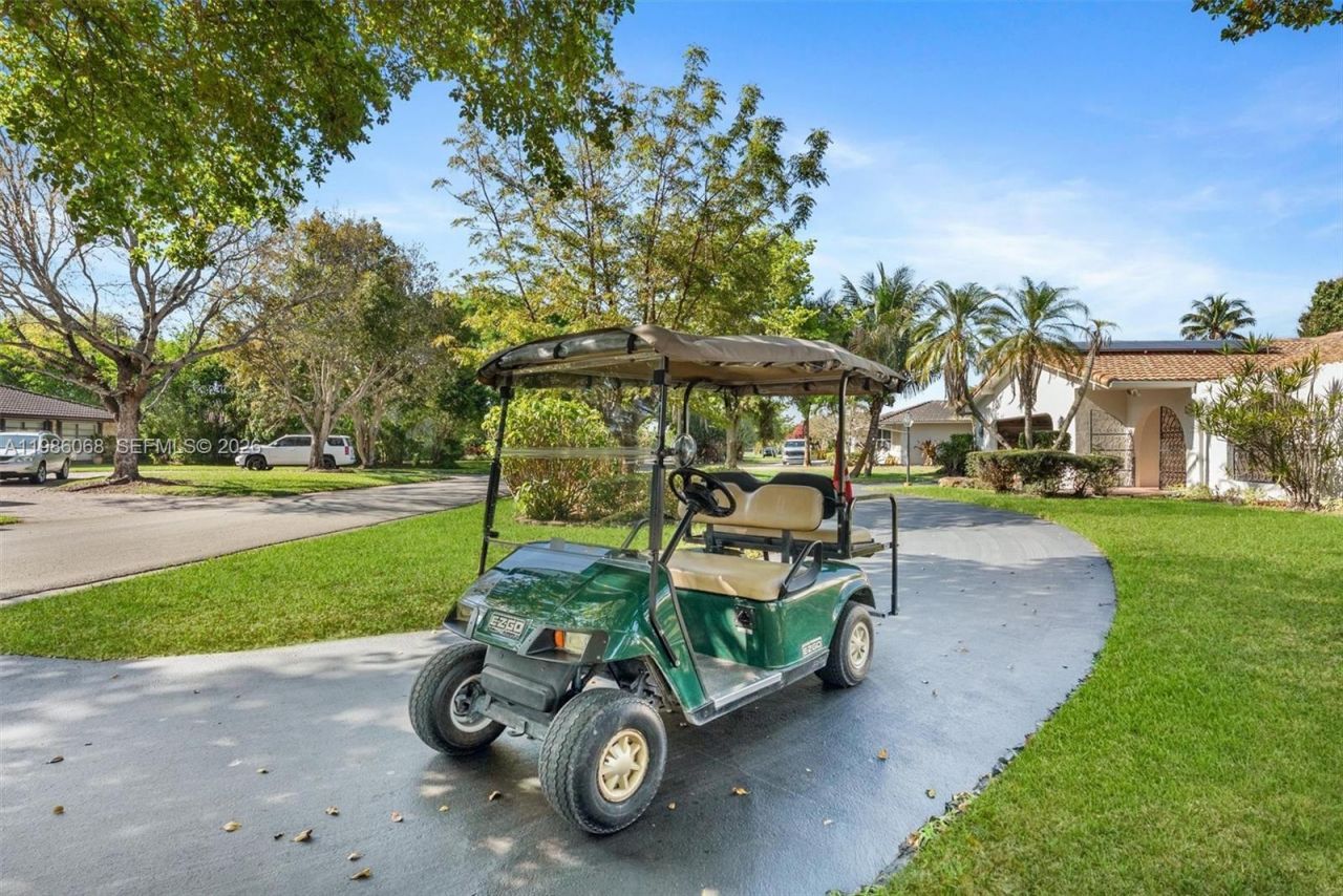 11101 NW 26th Dr, Coral Springs, FL 33065 Photo