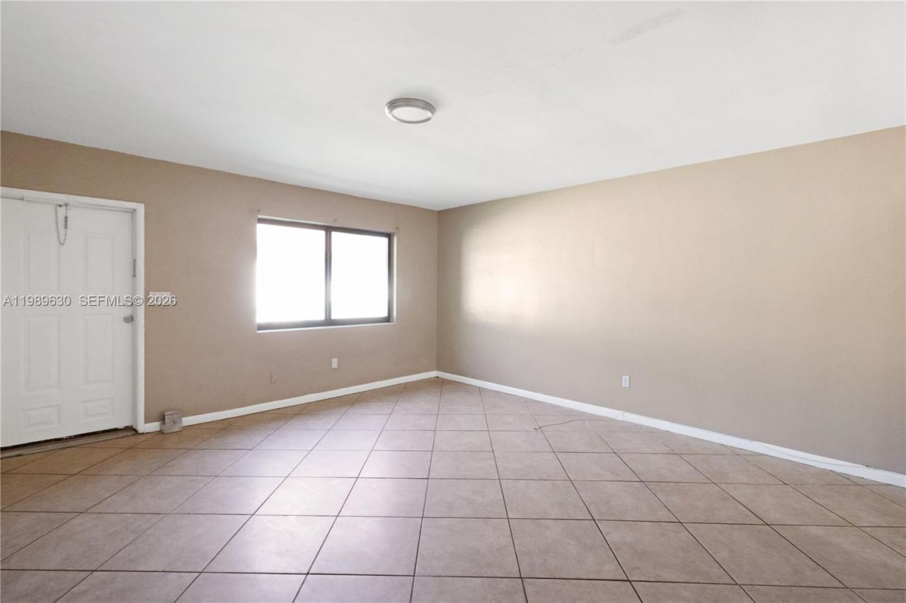 98 NE 71st St, Unit 2, Miami, FL 33138 Photo