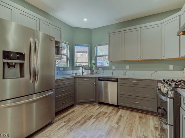 2101 Quartz Cliff Street, Unit 106, Las Vegas, NV 89117