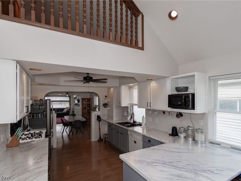 5718 Delora Avenue, Brooklyn, OH 44144 Photo 12