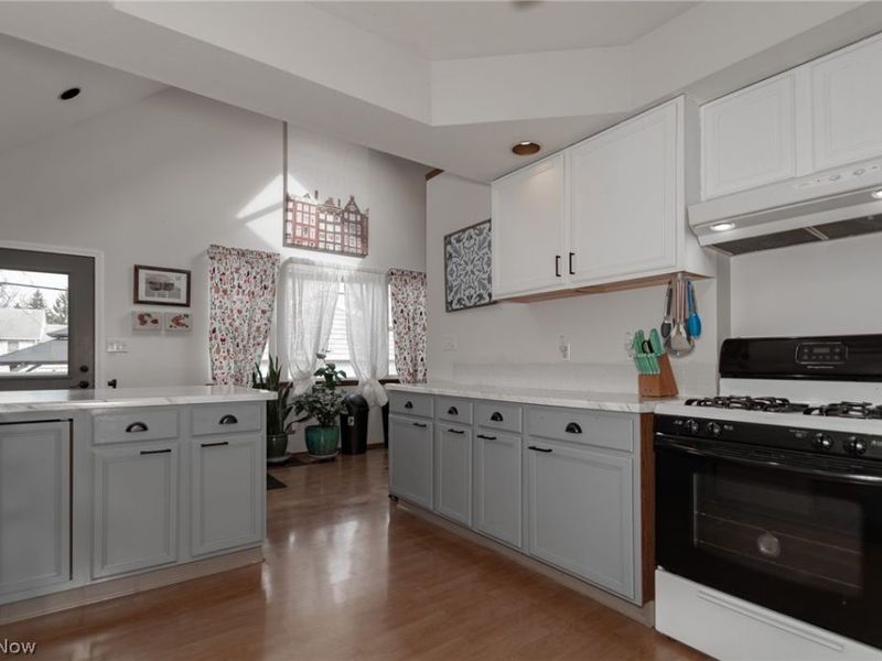 5718 Delora Avenue, Brooklyn, OH 44144 Photo 9