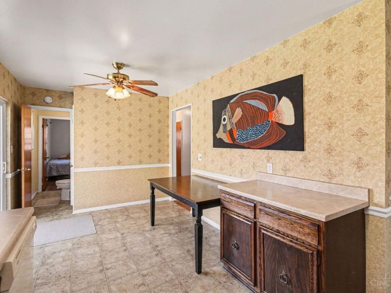 1899 Berkshire, Cincinnati, OH 45230 Photo 10