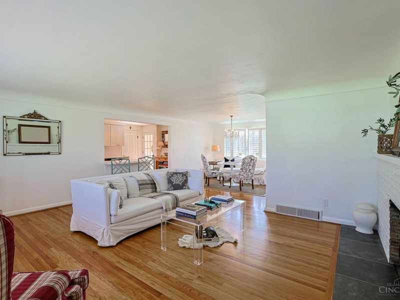 5831 Belleview Avenue, Blue Ash, OH 45242 Photo 5