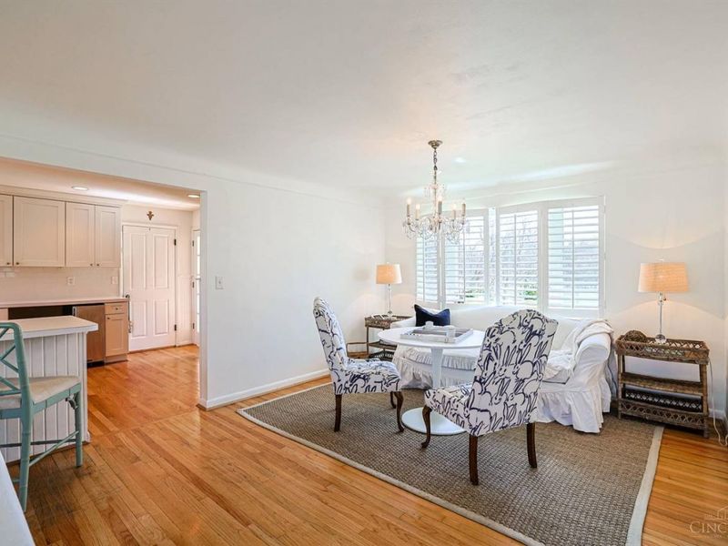 5831 Belleview Avenue, Blue Ash, OH 45242 Photo 8