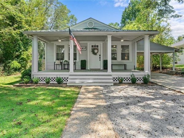 1807 17th Avenue E, Tuscaloosa, AL 35404