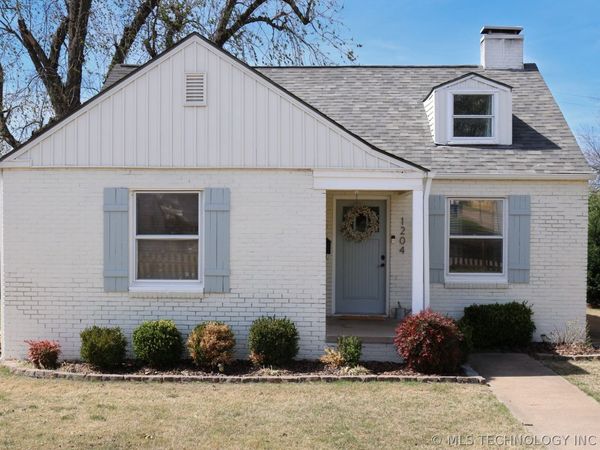 1204 S Toledo Avenue , Tulsa, OK 74112