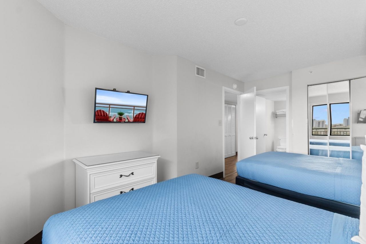 205 74th Ave. N Photo 24