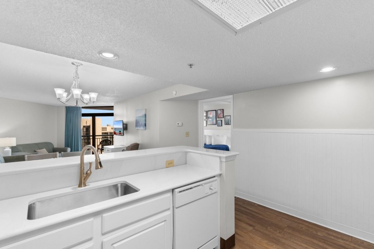 205 74th Ave. N Photo 5