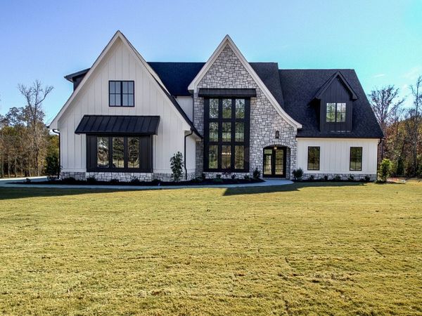 130 Grace Hope Drive, Brooks, GA 30205