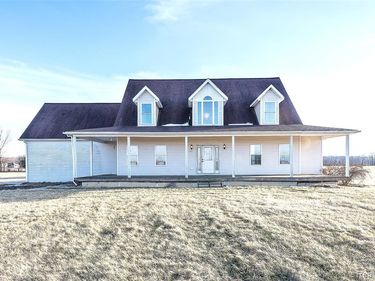 2611 Toben Road, Frenchtown Twp, MI 48117