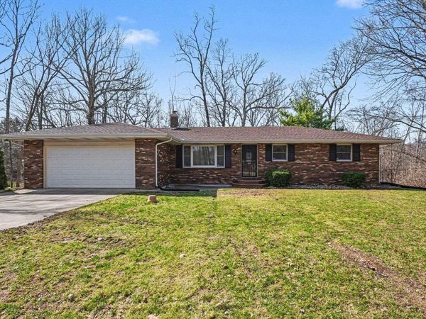 60979 Myrtle Road, South Bend, IN 46614