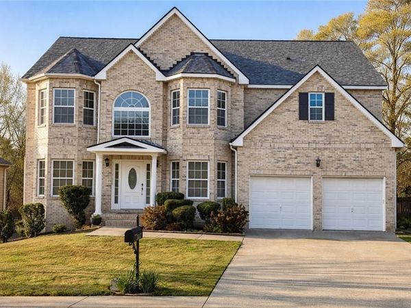 1550 Eaglerock Drive, Suwanee, GA 30024