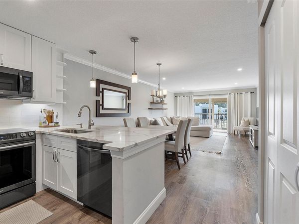 4230 Deste Court, Unit 305, Lake Worth, FL 33467