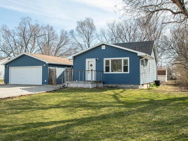 815 Fox Avenue , Evansdale, IA 50707
