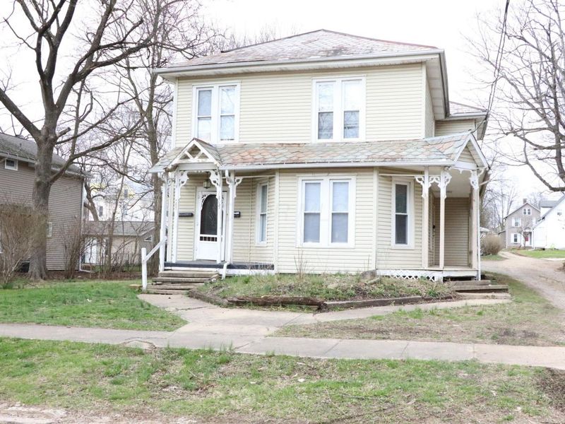 111 E Lamartine Street, Mount Vernon, OH 43050 Photo 2