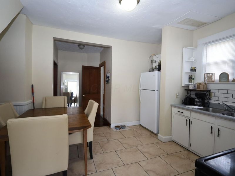 111 E Lamartine Street, Mount Vernon, OH 43050 Photo 9