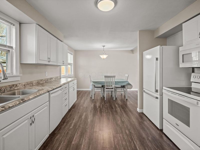 49 Hillcrest Drive , Willard, OH 44890 Photo 6