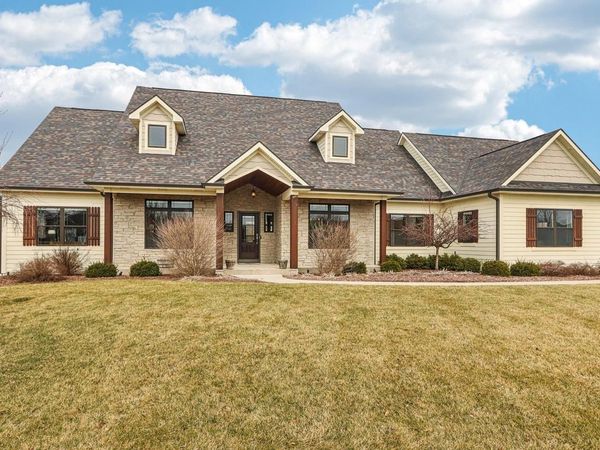 6711 Belmar AVENUE, Racine, WI 53402