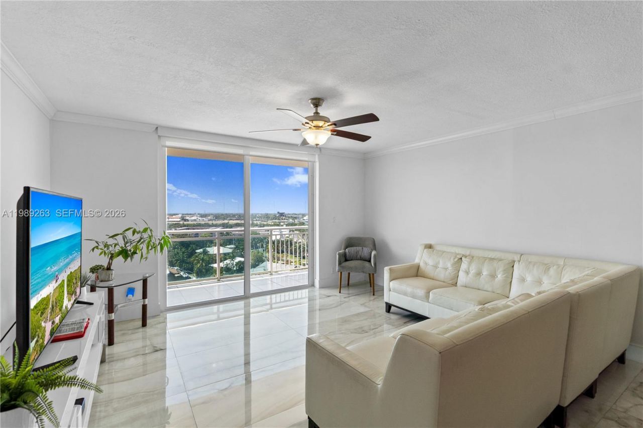 437 Golden Isles Dr , Unit 11J, Hallandale Beach, FL 33009 Photo