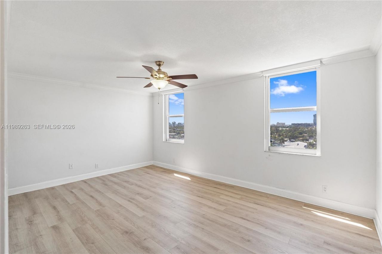 437 Golden Isles Dr , Unit 11J, Hallandale Beach, FL 33009 Photo