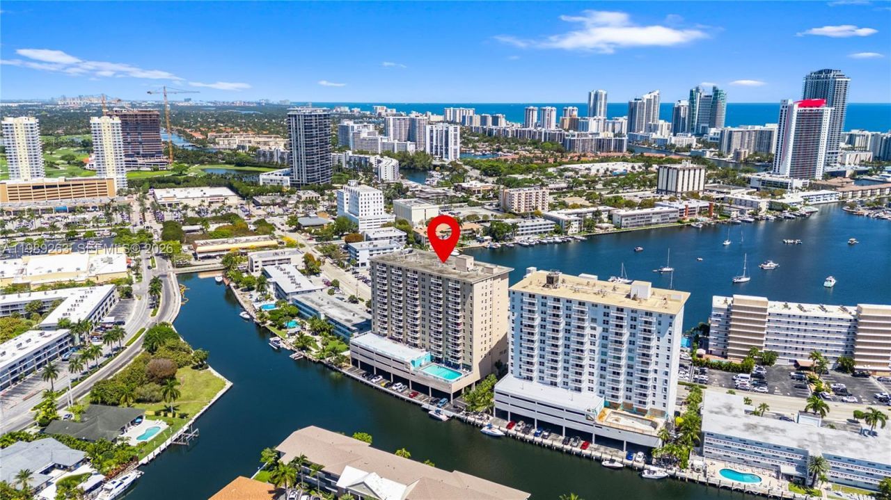 437 Golden Isles Dr , Unit 11J, Hallandale Beach, FL 33009 Photo