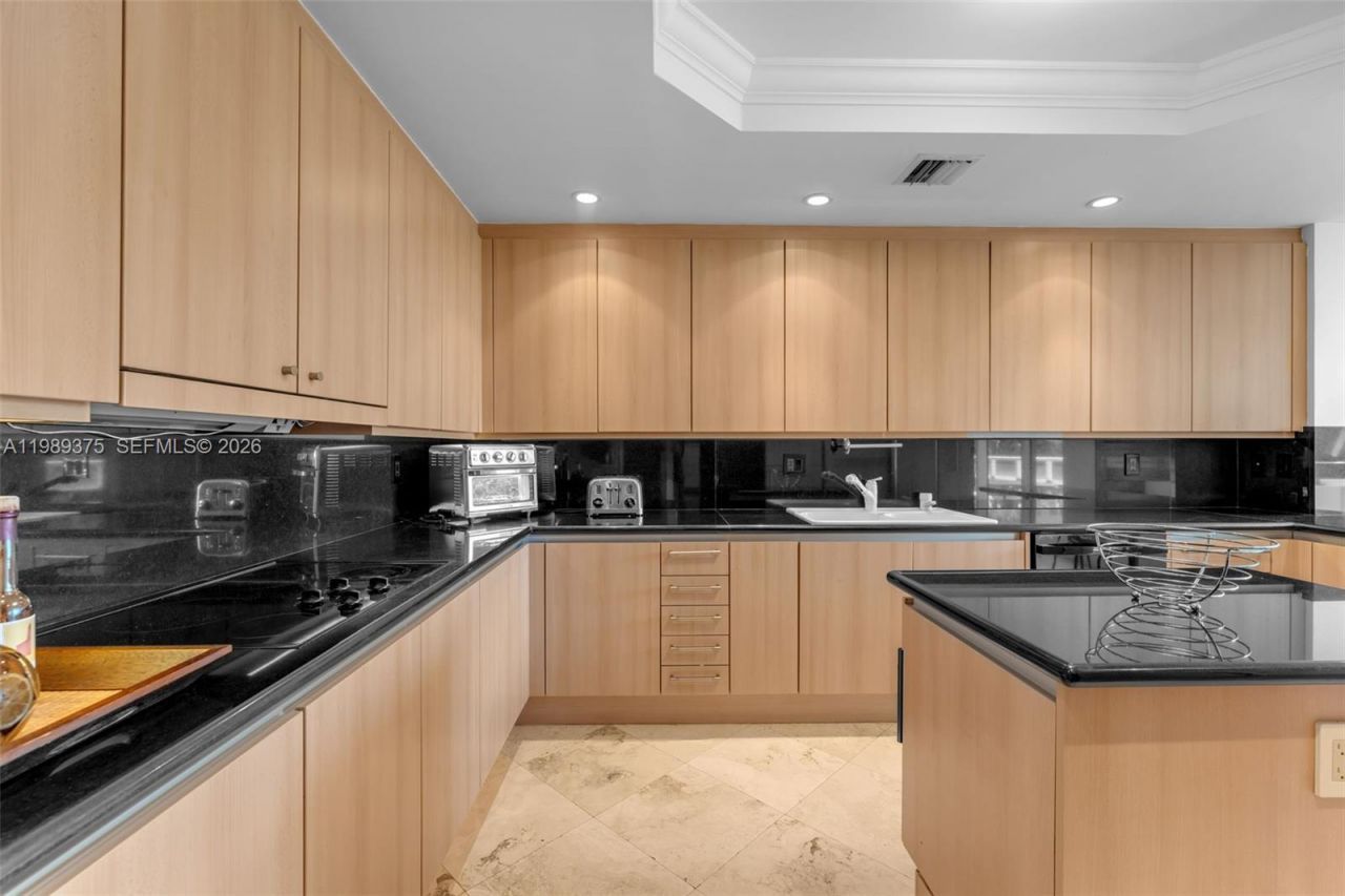 430 Grand Bay Dr , Unit 307, Key Biscayne, FL 33149 Photo