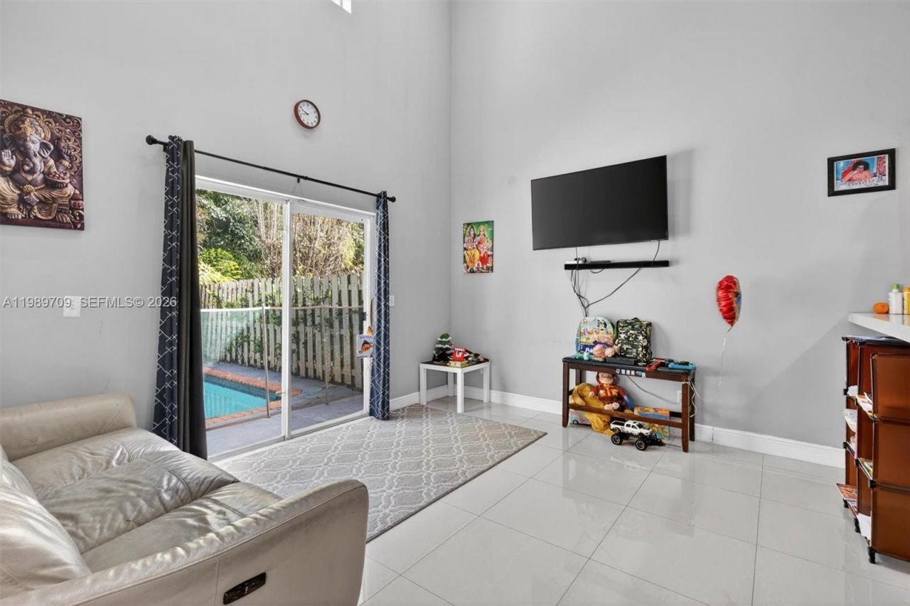 12289 NW 1st St , Plantation, FL 33325 Photo