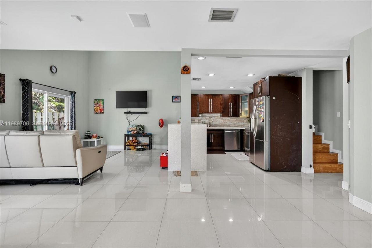 12289 NW 1st St , Plantation, FL 33325 Photo