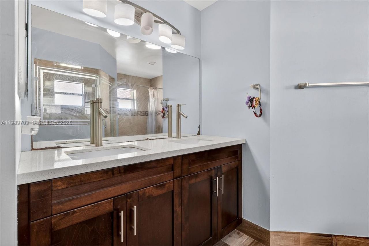 12289 NW 1st St , Plantation, FL 33325 Photo