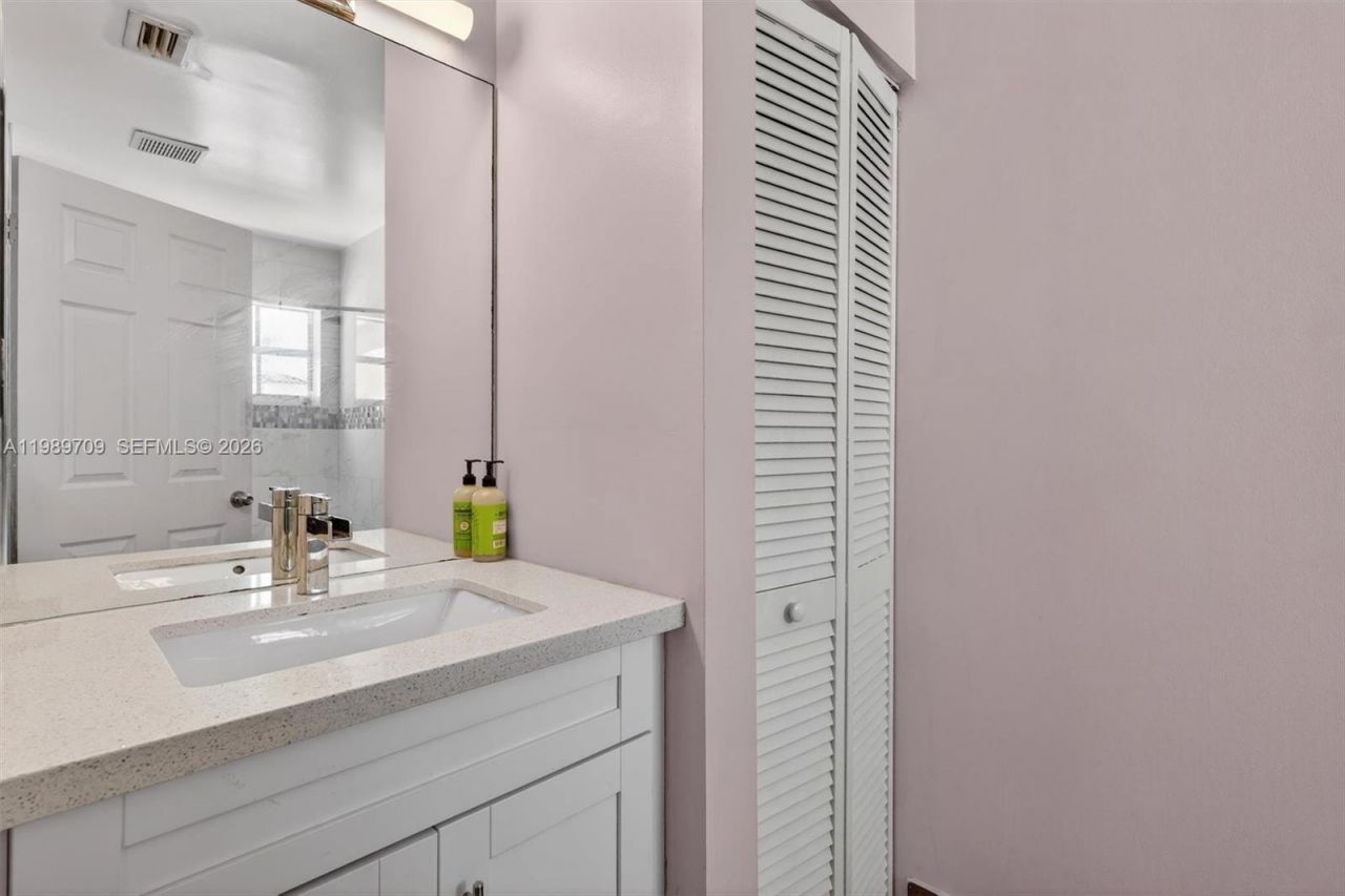 12289 NW 1st St , Plantation, FL 33325 Photo