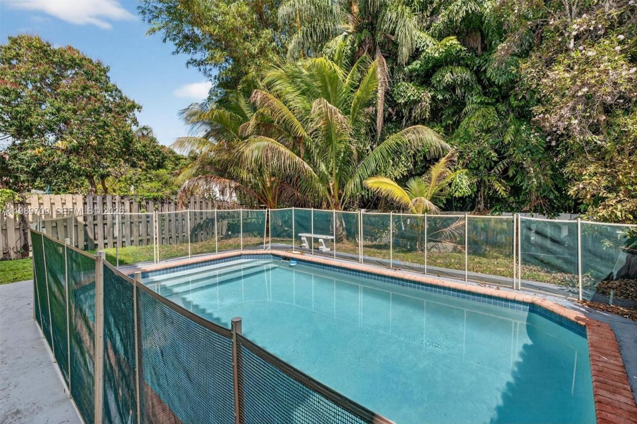 12289 NW 1st St , Plantation, FL 33325 Photo