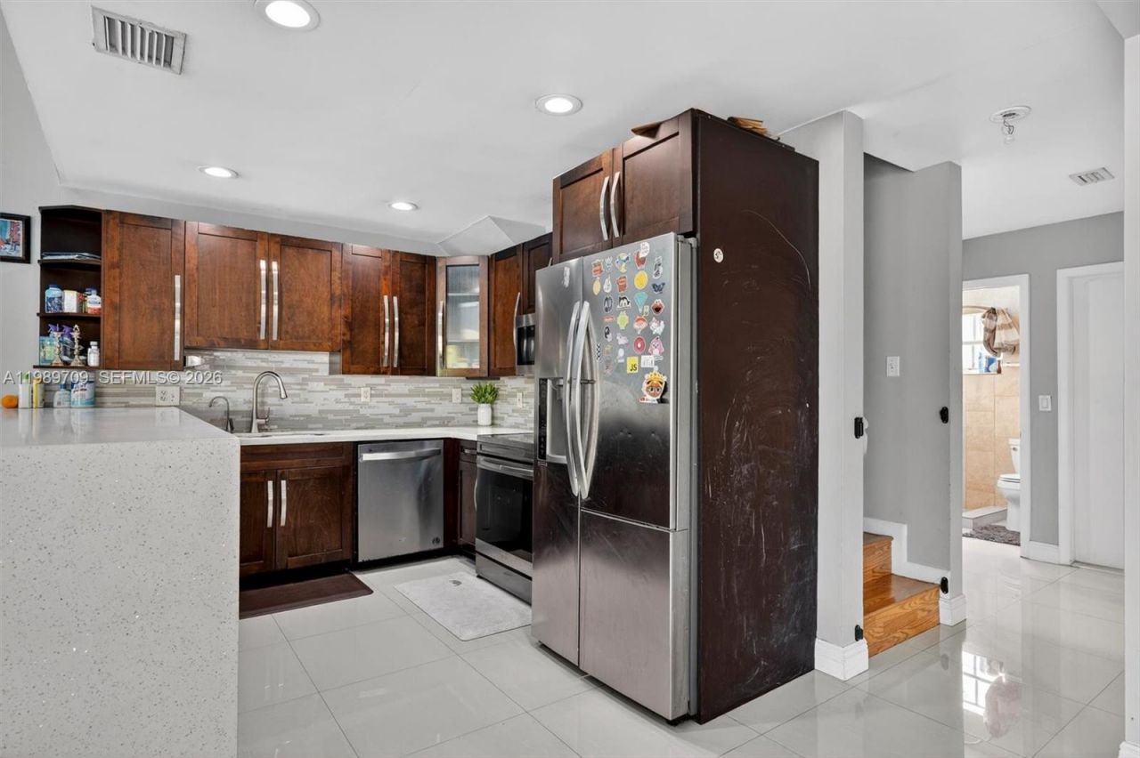 12289 NW 1st St , Plantation, FL 33325 Photo