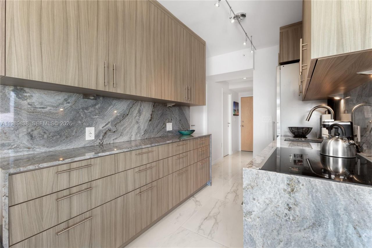 1255 Collins Ave, Unit 901, Miami Beach, FL 33139 Photo