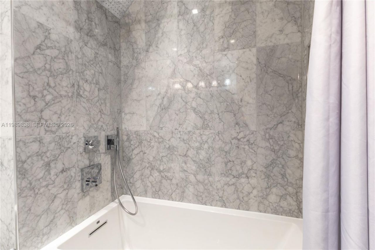 1255 Collins Ave , Unit 901, Miami Beach, FL 33139 Photo