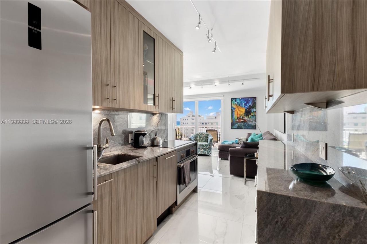 1255 Collins Ave , Unit 901, Miami Beach, FL 33139 Photo