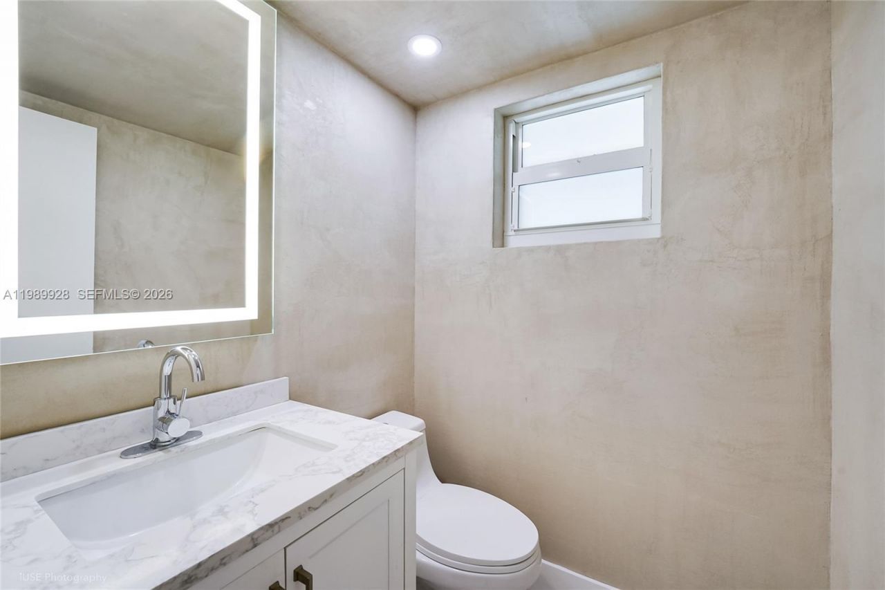 9023 NE 4th Ave Rd , Unit 9023, Miami Shores, FL 33138 Photo