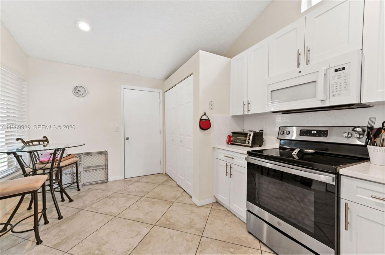 401 Sabal Palm Ln , Unit 401, Palm Beach Gardens, FL 33418 Photo