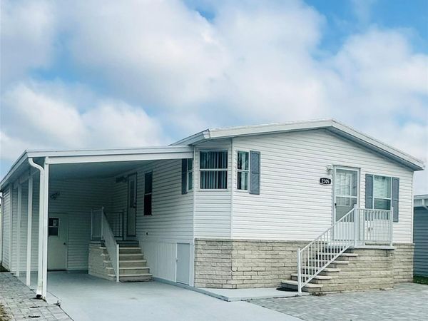 2305 BAY DRIVE , BRADENTON, FL 34207