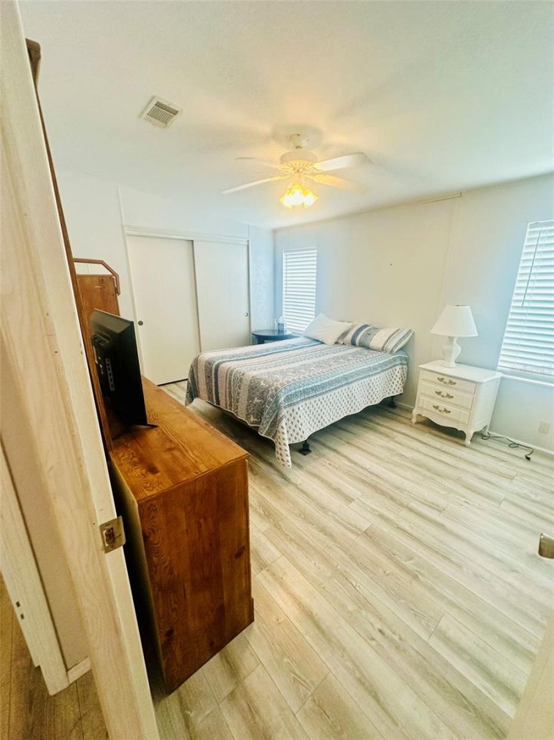 2305 Bay Drive , Bradenton, FL 34207 Photo