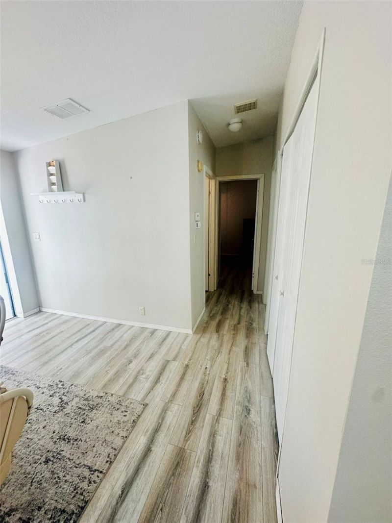 2305 Bay Drive , Bradenton, FL 34207 Photo